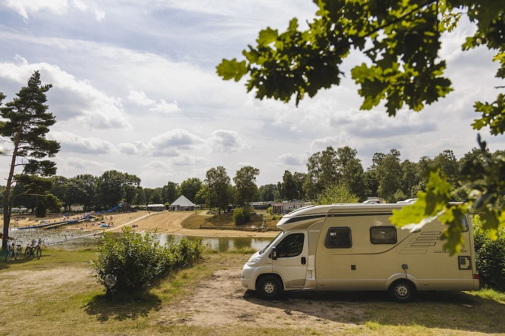 Wilsum RV Rental | Een Fijne Kampeerplaats met 16 Ampère Stroom en Eigen Wateraansluiting