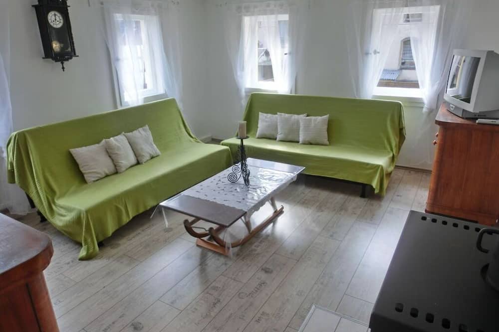 Krippen Apartment | Holiday home Domus Nostalgicus