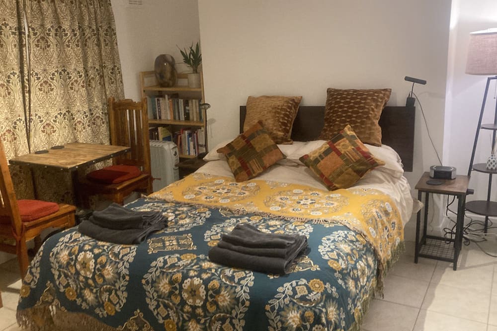 Angel Apartment | Private studio in vibrant Angel, Islington, zone 1