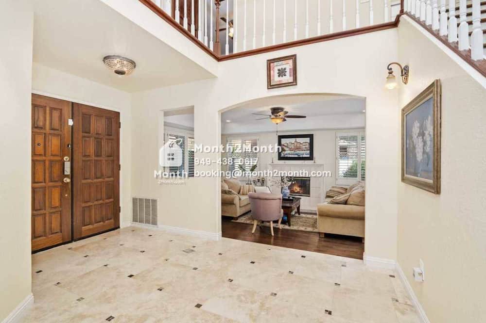 Rancho Penasquitos House | Peaceful Retreat on Bruyere Ct #41538
