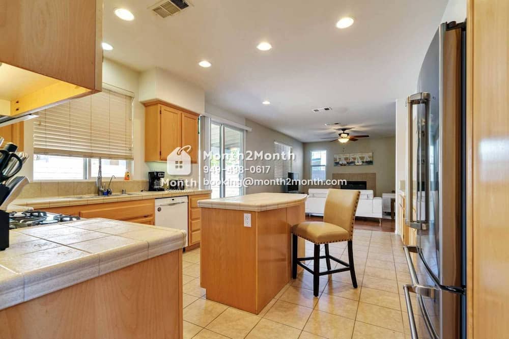 Lancaster House | The Eden on Harbor St #41390
