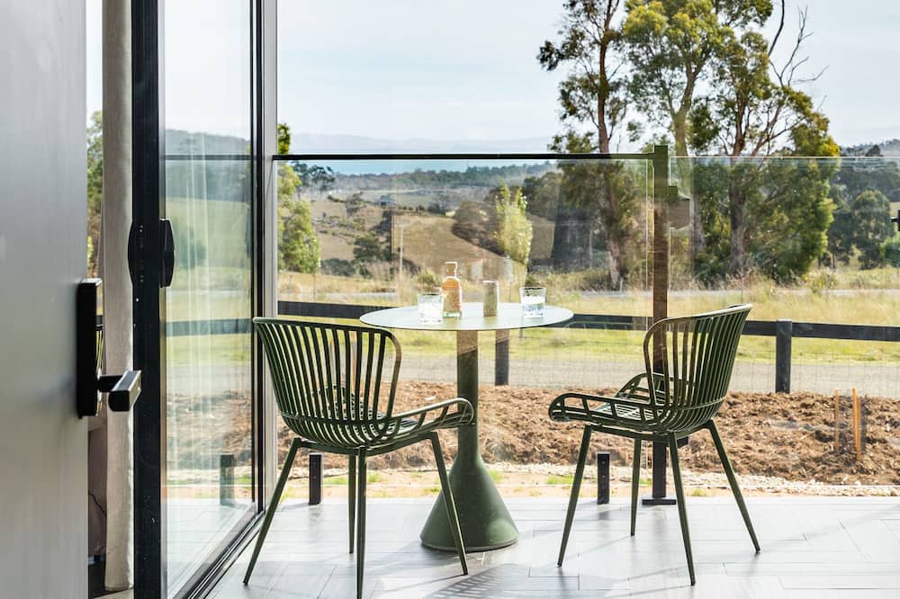Carlton River Villa | Suite West - Wherewithal