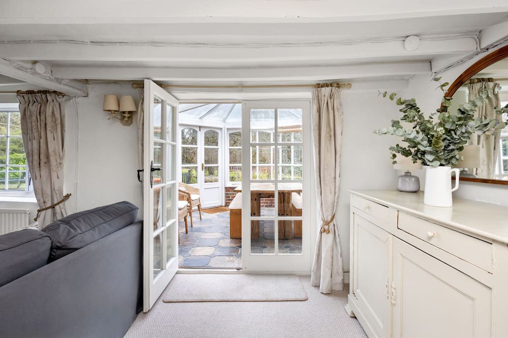 Steyning Cottage | The Milkhouse