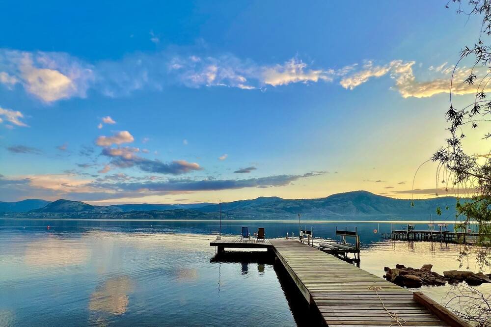 Okanagan-Similkameen House | Lakefront Beach House