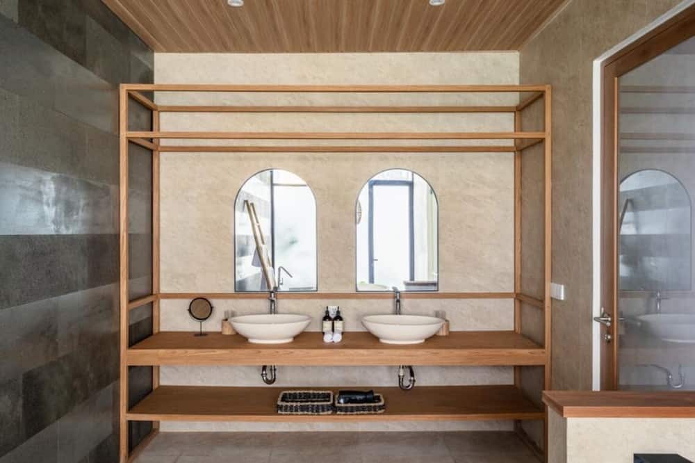 Padonan Villa | Bermain Haus is 3 bedroom villa located in a well-connected area of Canggu.