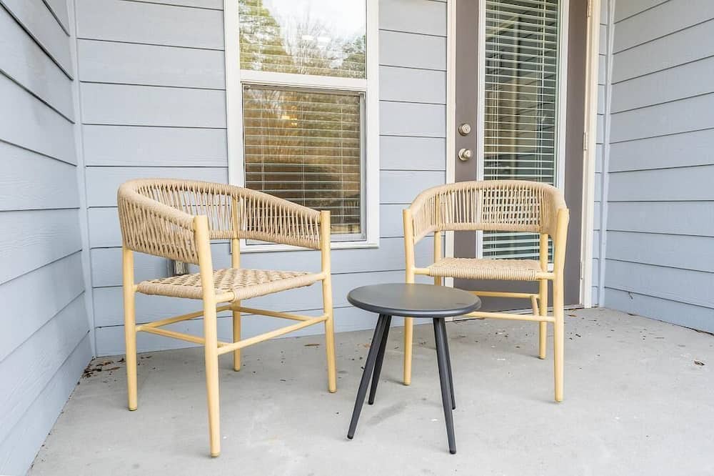 Johns Island Apartment | Landing at The Apartments at Shade Tree - 1 Bedroom in Downtown Charleston