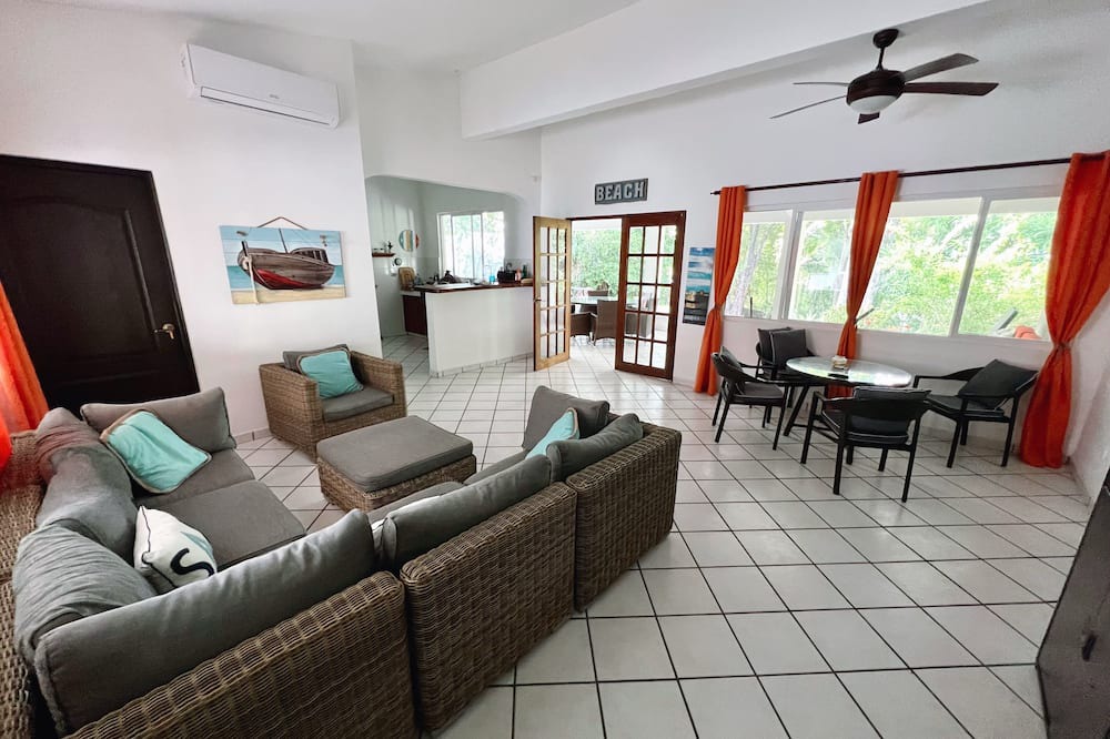 Contadora Island House | Island Garden villa - 3 bedroom, cozy and spacious