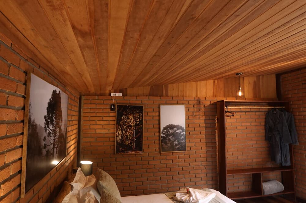 Maromba House | Refuge in Itatiaia with hydromassage | Chalé Tijolinho