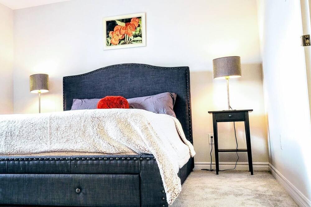 Ottawa Division House | New Build+PrimeTV+Movie+Games+Airport 10 mins
