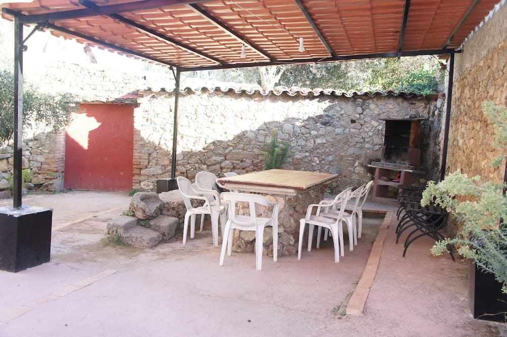Pelahustan House | Holiday house Pelahustan for 2 - 12 persons with 6 bedrooms - Holiday house