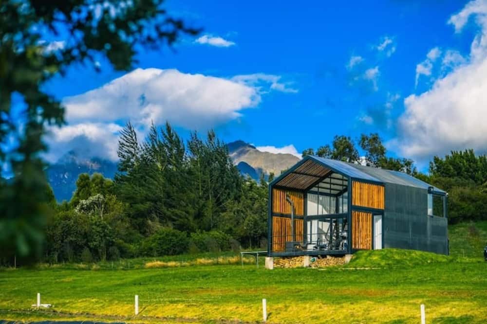 Machachi Cabin | Kunan House - Cabaña Autosustentable