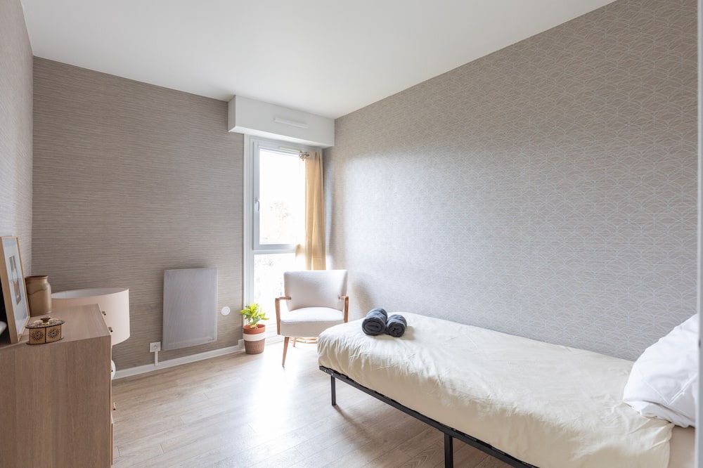 Noisiel Apartment | Appartement Spacieux/ Disneyland/paris/wifi/bureau