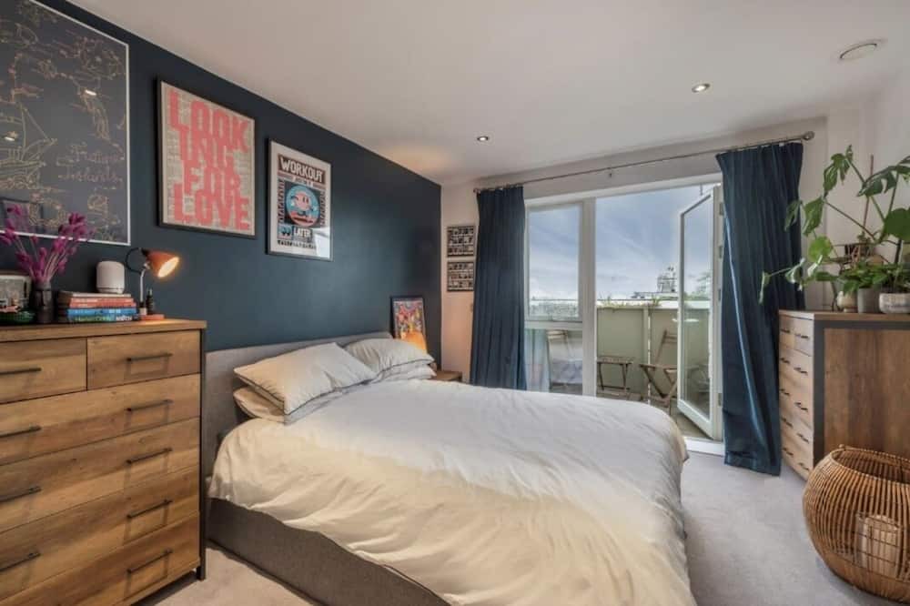 St. George's Apartment | Stylish one bedroom apartment with patio balcony