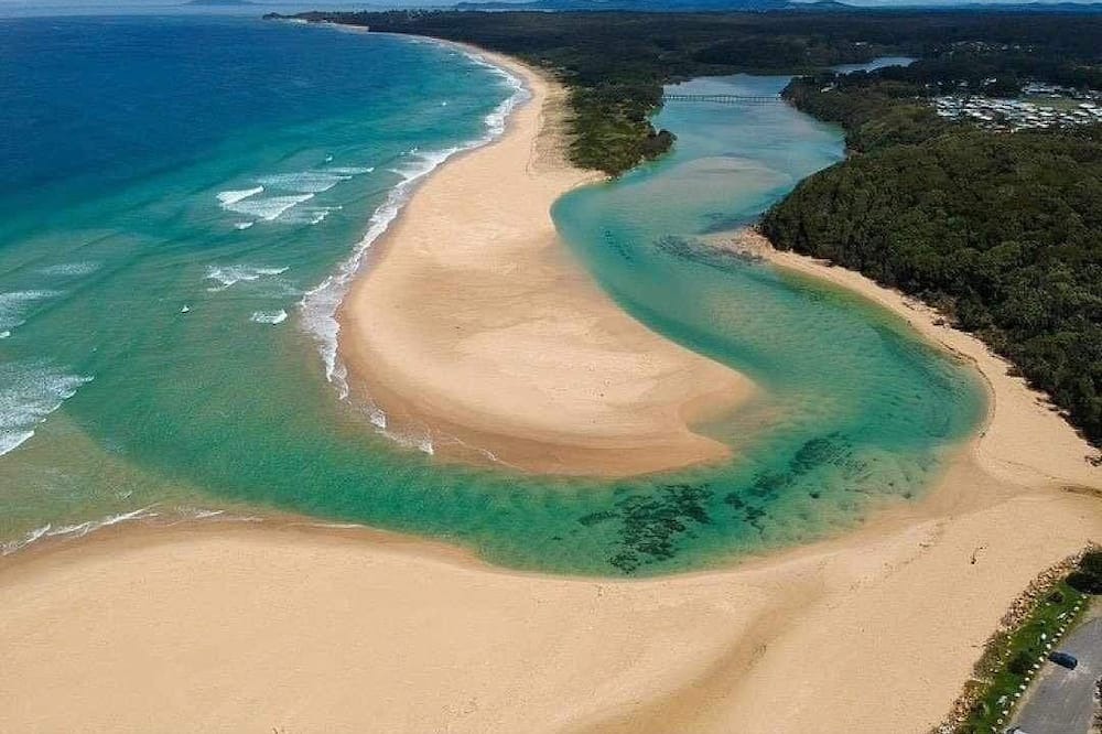 Nambucca Heads House | Ocean views, 200m to the beach 30mins to Coffs Harbour. Great getaway