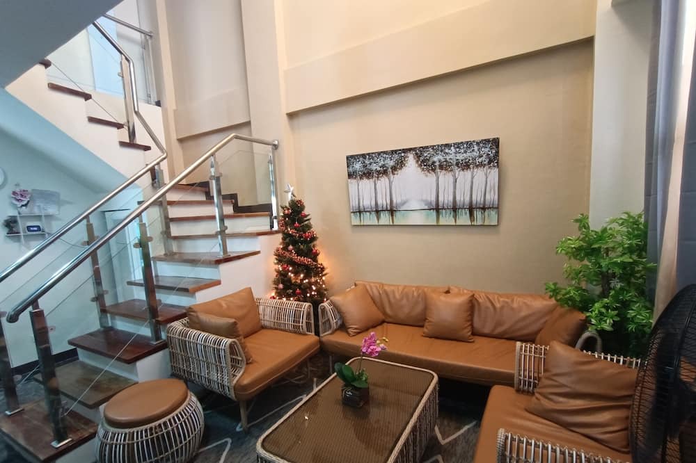 Mendez House | Brand-new Exclusive Villa at the heart of Tagaytay is a home away from home.