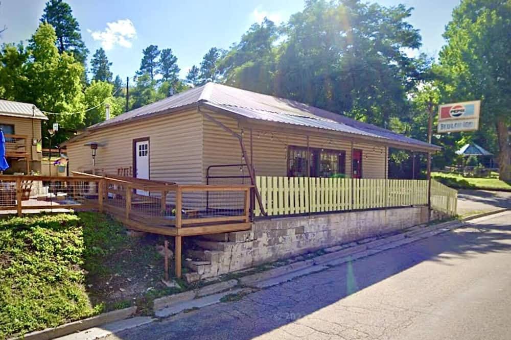Beulah Cabin | Cabin in the heart of Beulah