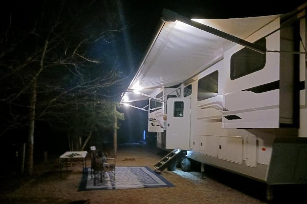 Winnsboro RV Rental | A CABIN IN THE WOODS IN WINNSBORO, SOUTH CAROLINA