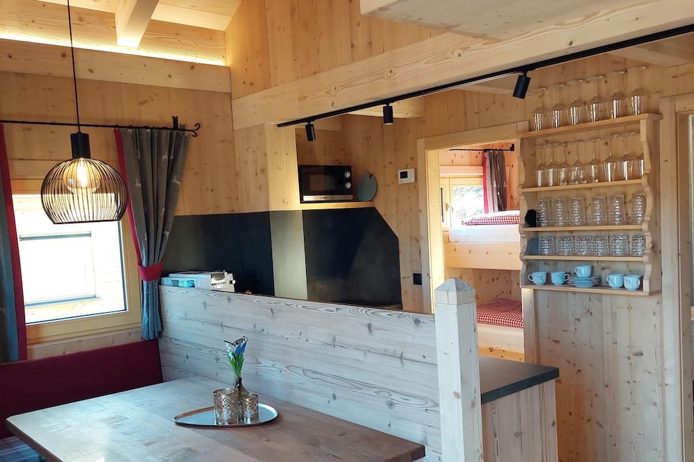 Kramsach Apartment | Ferienhaus 1 - Camping & Appartement Stadlerhof
