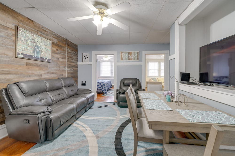 Beckley Apartment | Central Beckley Studio: 8 Mi to New River Gorge