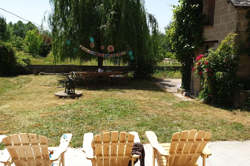 Noyers-sur-Cher House | Les Biches, family home for 4 to 10 people, a stone's throw from Beauval Zoo