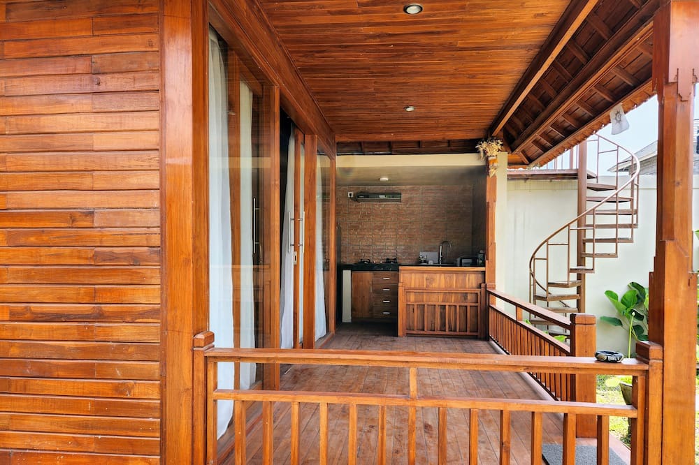 Singakerta Villa | Serene 2 Villa Bungalow Retreat with Private Pool In Ubud Countryside Setting