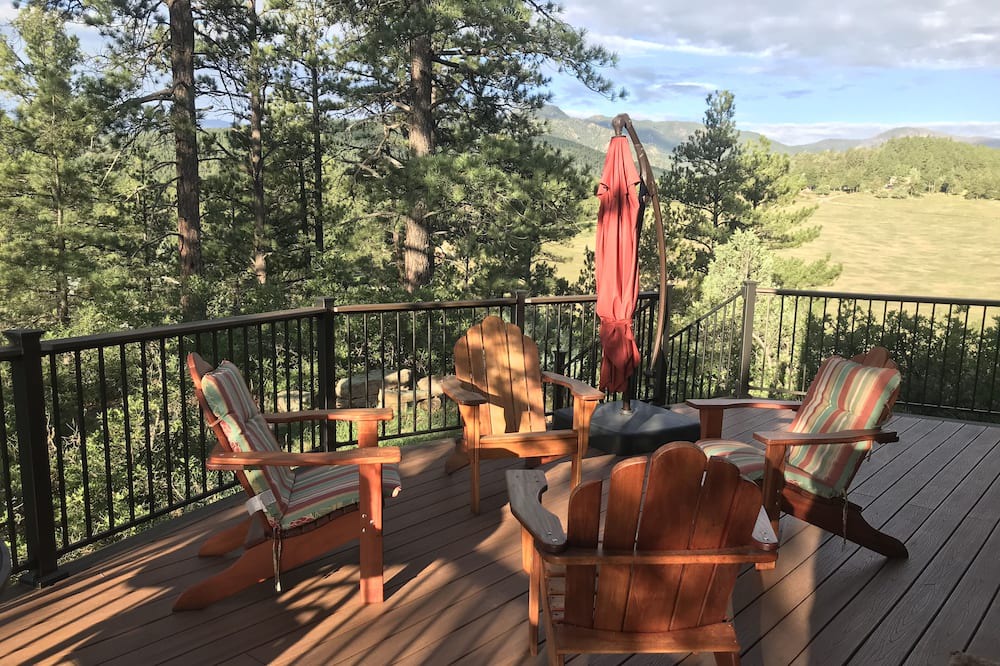 Beulah Cabin | "Shavano" Our Cabin in the woods