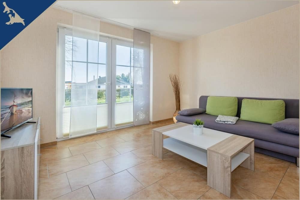 Kachlin House | Apartment Sonneneck near lake