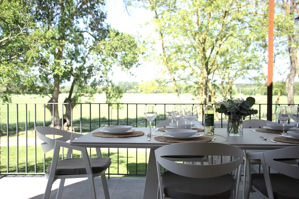 Sant Andreu Salou Other | Rural design farmhouse in the middle of nature. Ideal for families and friends.