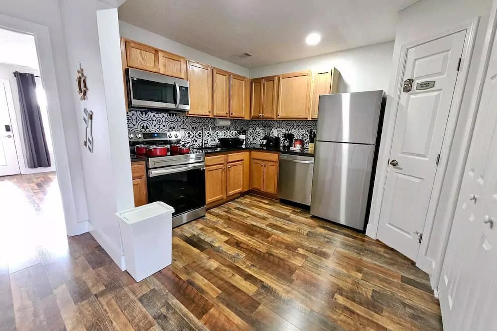 Wedowee Villa | Lakefront Villa 3 Dock Access