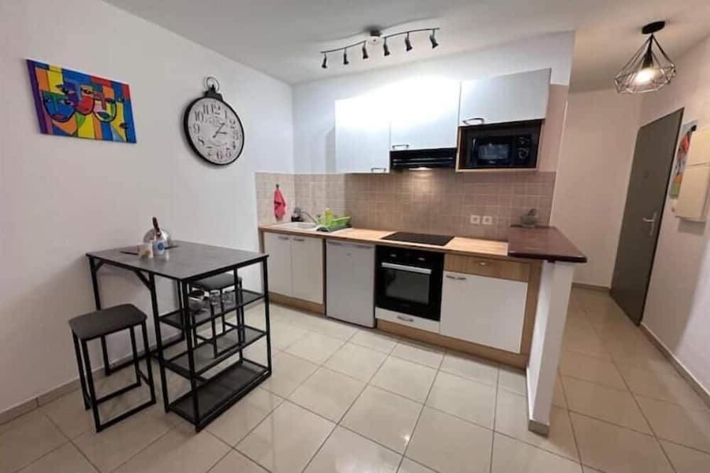Saint-Denis Apartment | Studio Bellepierre