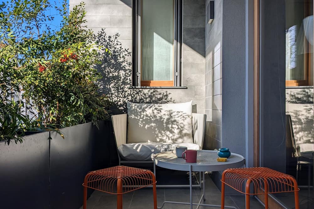 Navigli Apartment | Modern gem with swimming pool and garage in the heart of Navigli | NABA/Bocconi