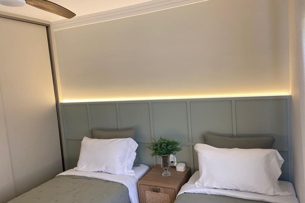 Ingleses Sul Apartment | This sophisticated apartment is located in the best place in the area!