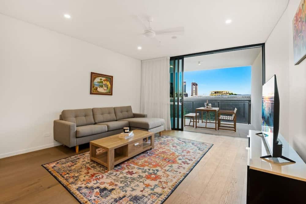 West End Apartment | Excellent location Luxury 2BR apt w/carpark