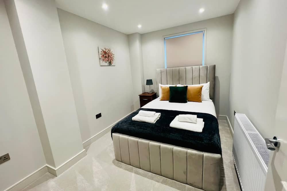 Leatherhead Hotel | Luma House