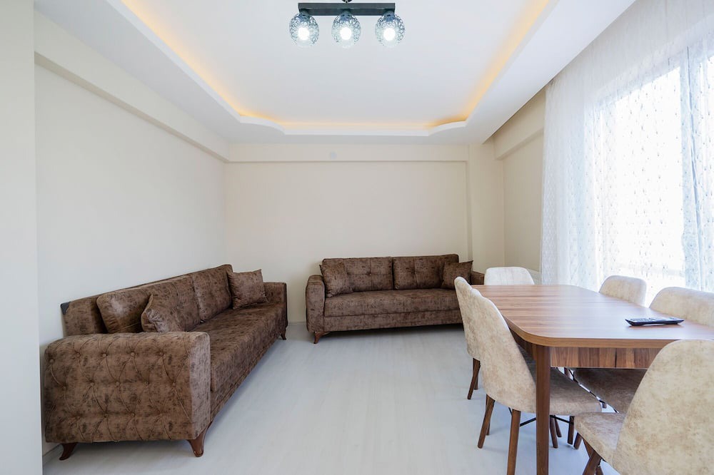 Osmangazi Apartment | Cozy Flat w Nature View Balcony and AC in Bursa