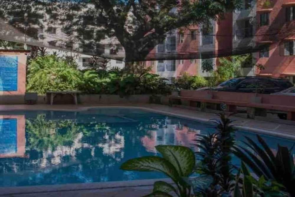 Mactan Export Processing Zone Apartment | The Suite at the Mactan Airport