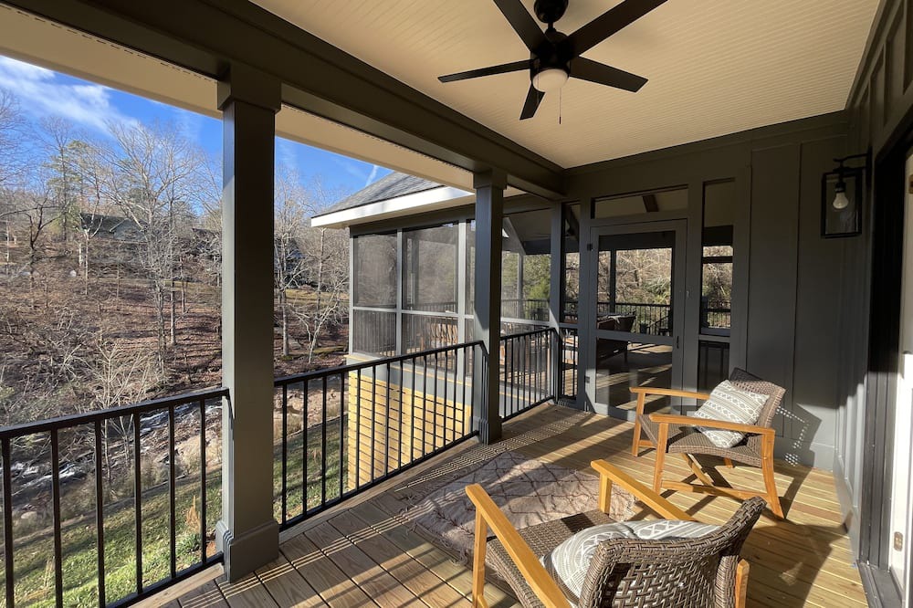 Stephens House | Private wooded setting overlooking a beautiful stream, 10 miles from downtown