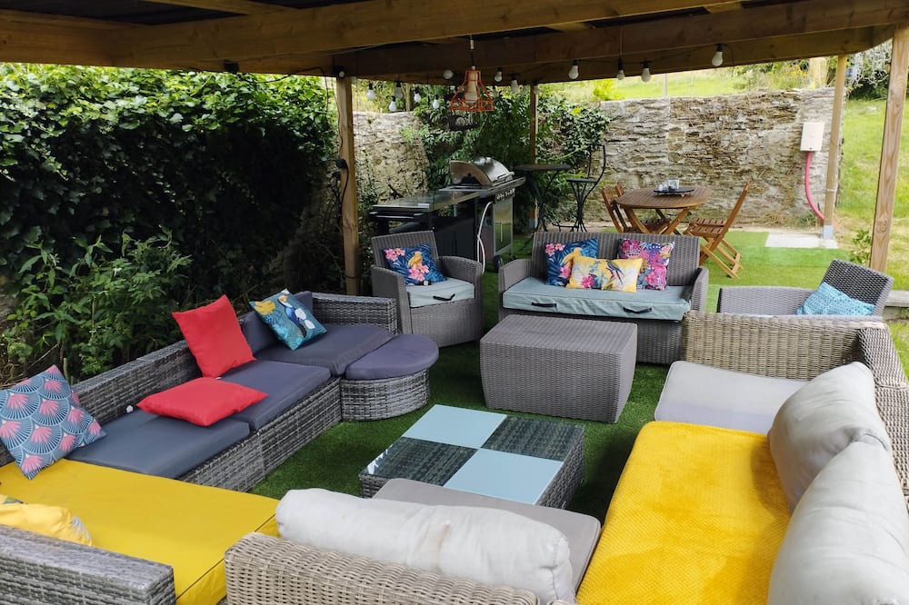 Cahagnes Other | Quiet Farmhouse in the middle of the countryside. Center location in Normandy.