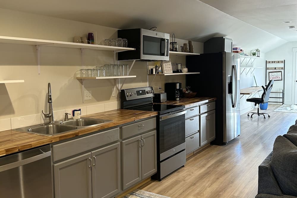 Moscow Apartment | Beautiful scenery, just 5 minutes away from downtown Moscow!