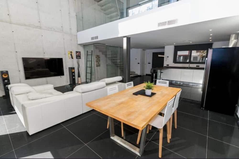 Jaen House | Casa Boulevard