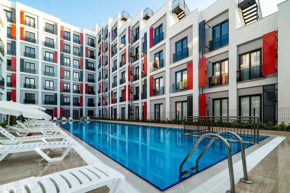Kepez Apartment | Vacation Residence w Pool 5 min to Mall of Antalya
