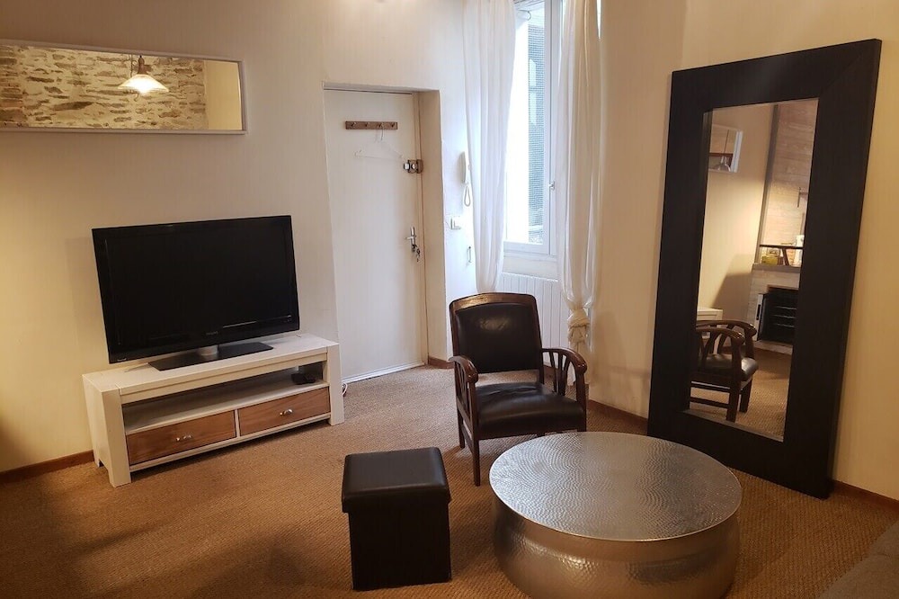 Richebourg - Saint-Clement Apartment | Charming and comfortable apartment