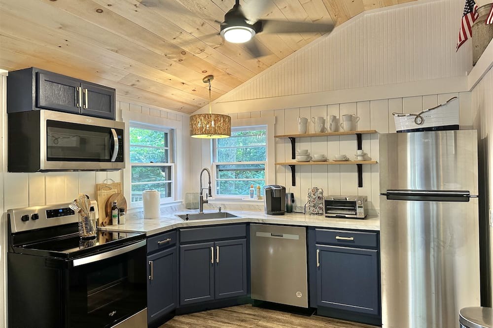 North Sebago Cottage | Cottage on Bachelder Brook with direct access to Sebago Lake.