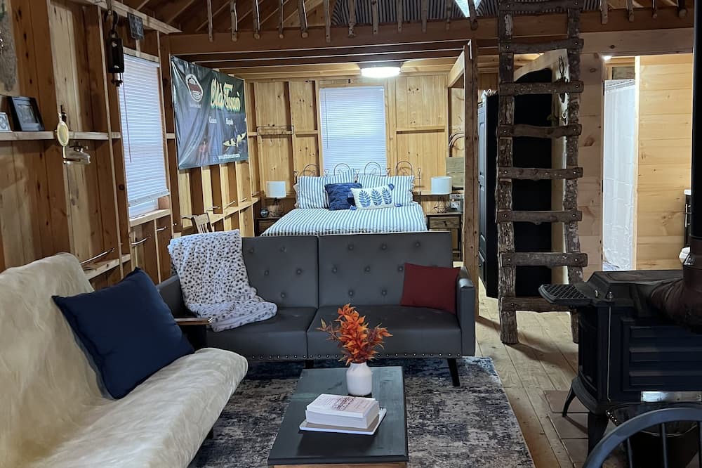 Olamon Cabin | Rustic cabin overlooking beautiful Penobscot River. Great smallmouth fishing!