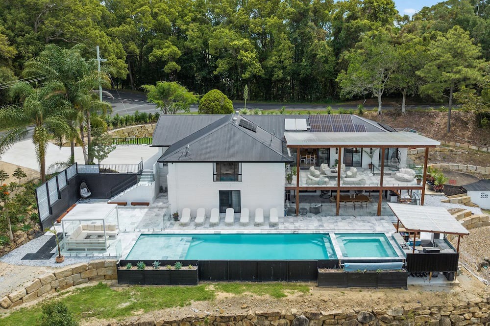 Stotts Creek House | Chateau On Cudgen - Farm stay only a short drive to Kingscliff