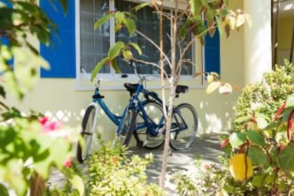 Colliers Bay Resort | End of Grand Cayman, Wyndham Reef Resort