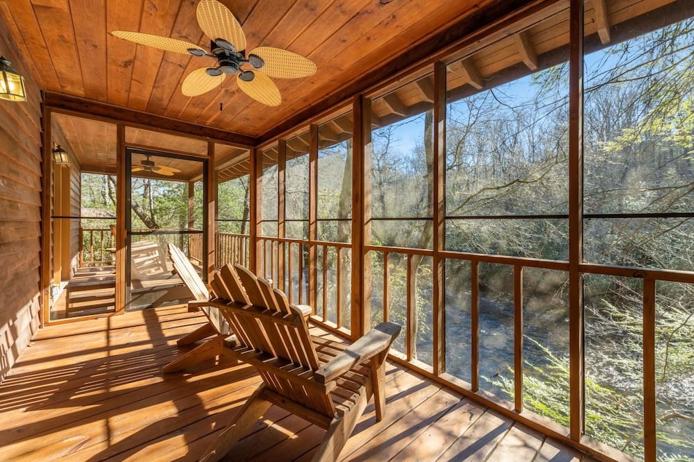 Dial Cabin | Talking Waters- Blue Ridge GA