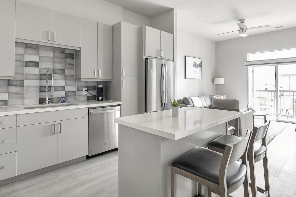 Round Rock Apartment | Modern Apartment in Prime Location (ID1403X254)
