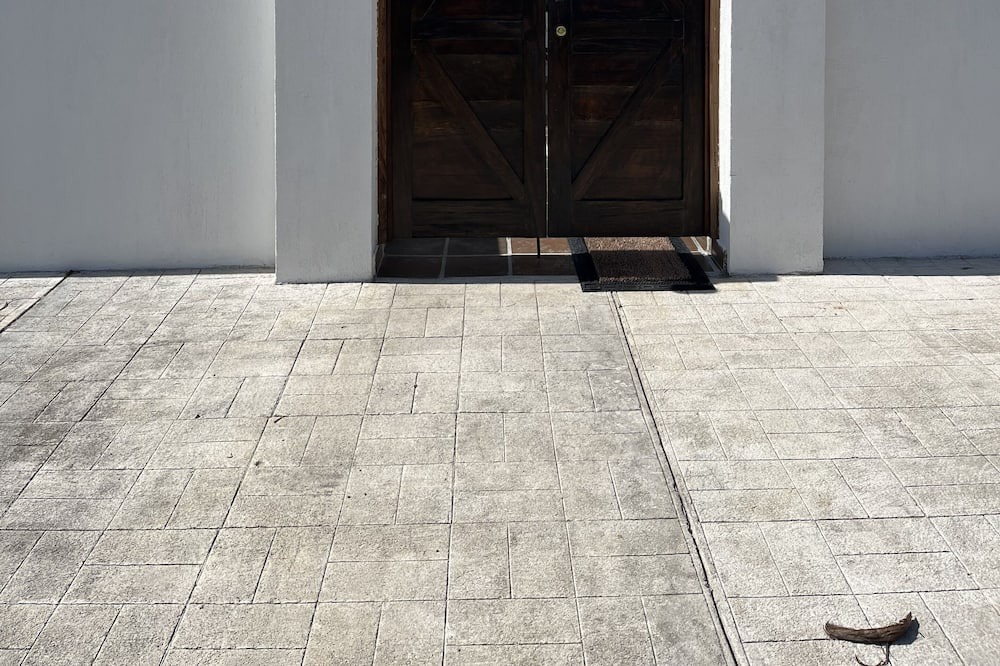 Pedasi House | YellowFin Casa 3, private courtyard and pool. Close to town square and beach