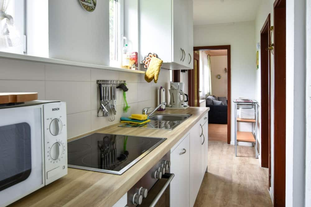 Hohenfelde Apartment | "Gorch Fock" on the Baltic Sea edge